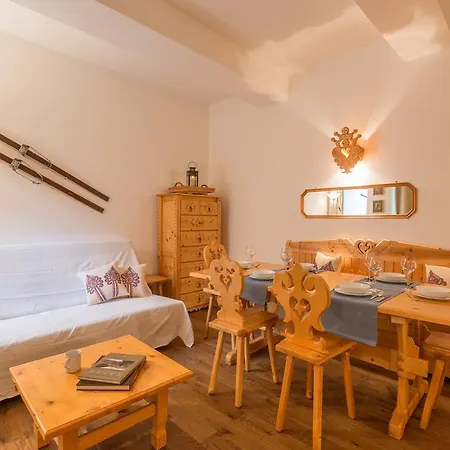 Διαμέρισμα Rent Like Marusarzowny *